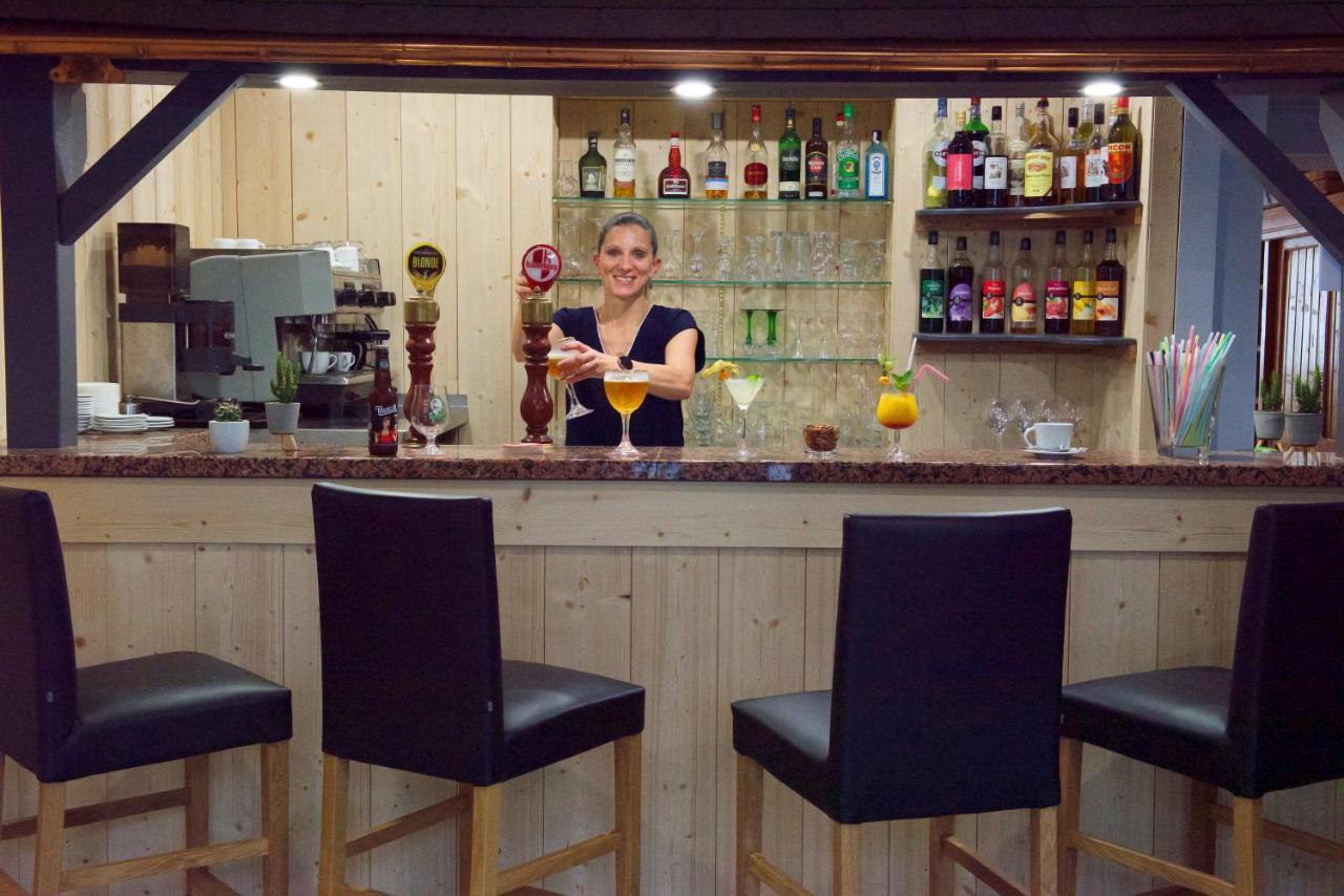 Hotel Restaurant Du Haut Du Roc Basse-sur-le-Rupt Luaran gambar